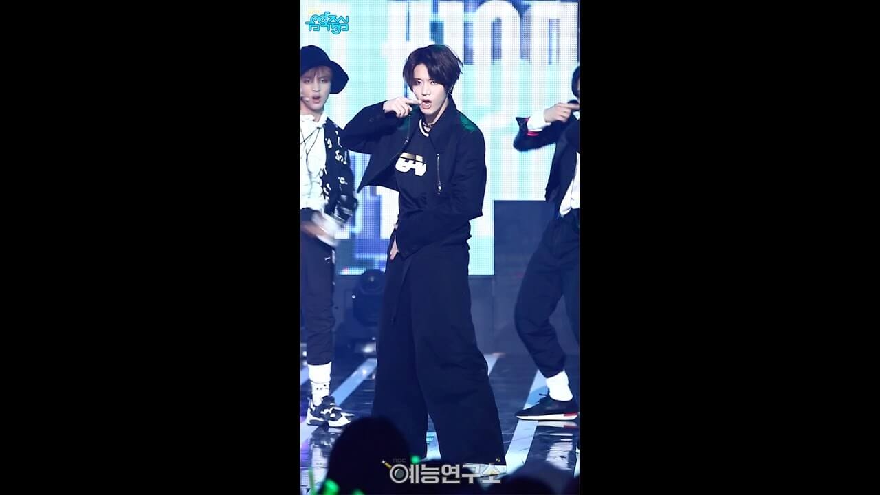 [예능연구소 직캠] 엔시티 127 체리 밤 유타 Focused @쇼!음악중심_20170708 Cherry bomb NCT 127 YUTA - YouTube